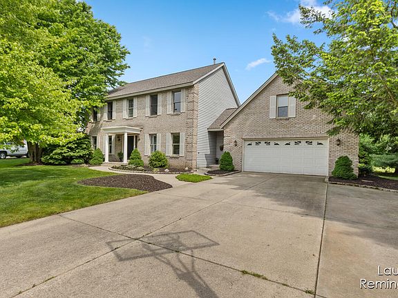 4th image of 7694 Hidden Lake Dr