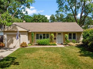 6965 Oakwood Rd, Parma Heights, OH 44130