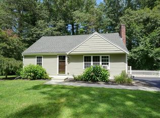 4 Stub Toe Ln, Southborough, MA 01772