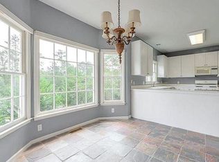 130 Shoreline Walk, Alpharetta, GA 30022