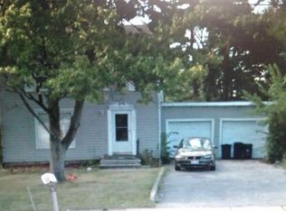 22500 Emery Rd, North Randall, OH 44128