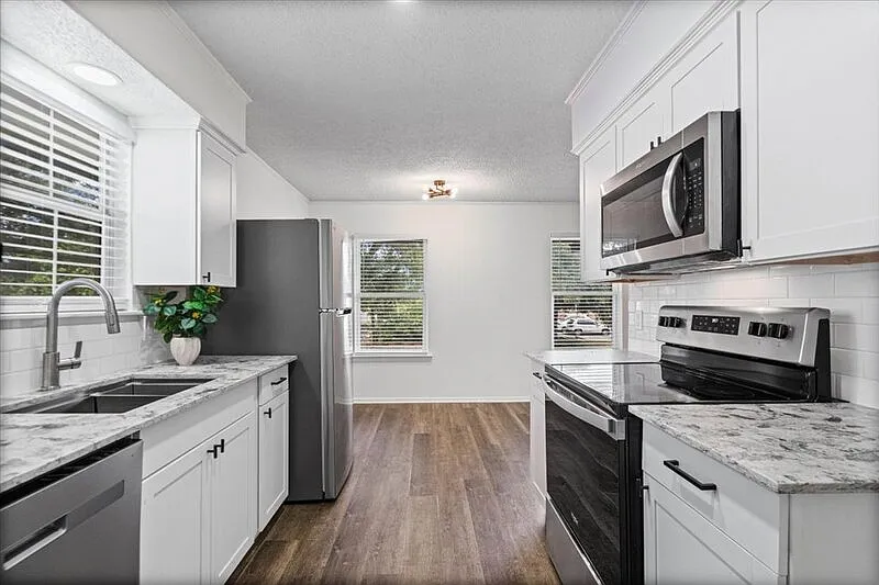 2 bed, 1.0 bath, 750 sqft, $1,350 — Photo 4