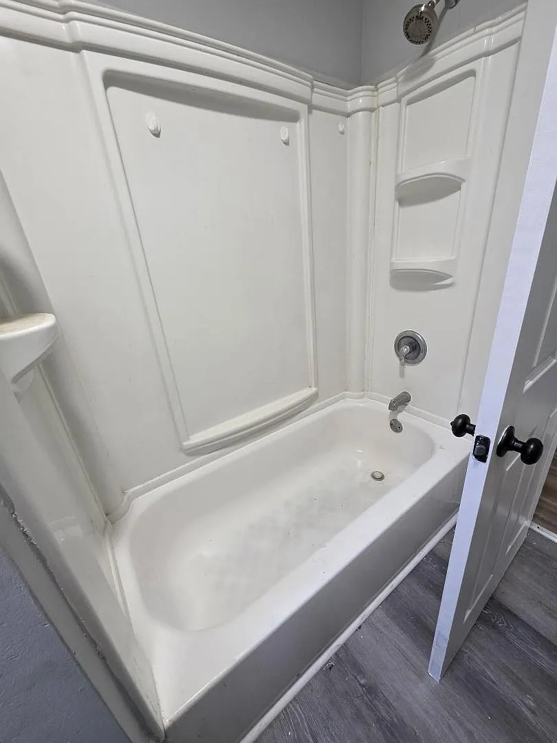 168 Chelsea Apt 7 - 4 Front — Photo 3