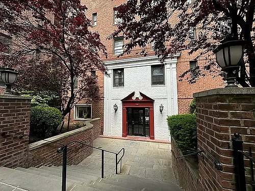 145 72nd St #E4 Photo 1