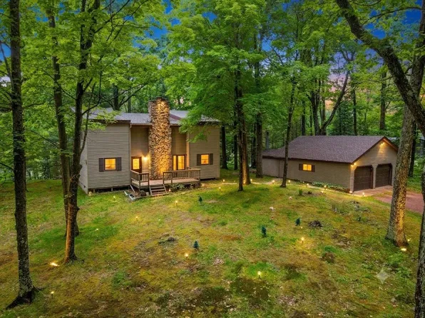 7236 Woodcrest Cir, Rhinelander, WI 54501