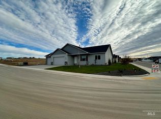 2700 Cypress Point Ave, Payette, ID 83661