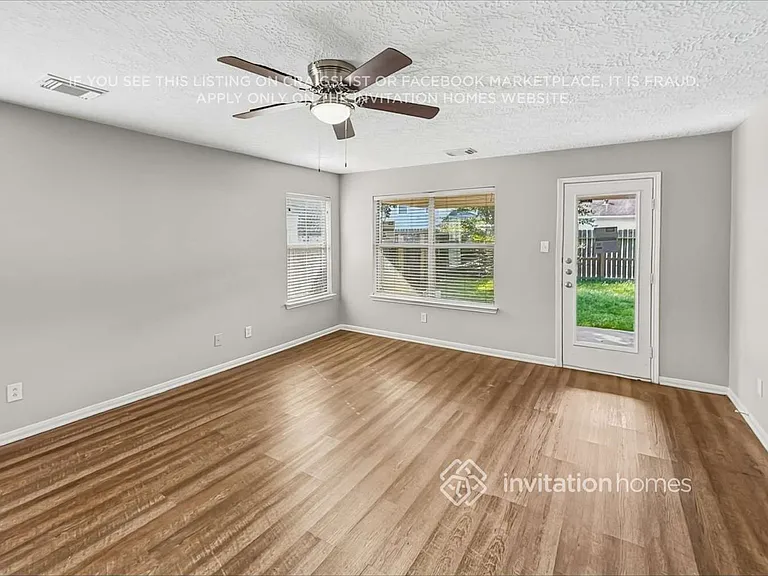 3603 Fuller Bluff Dr — Photo 5