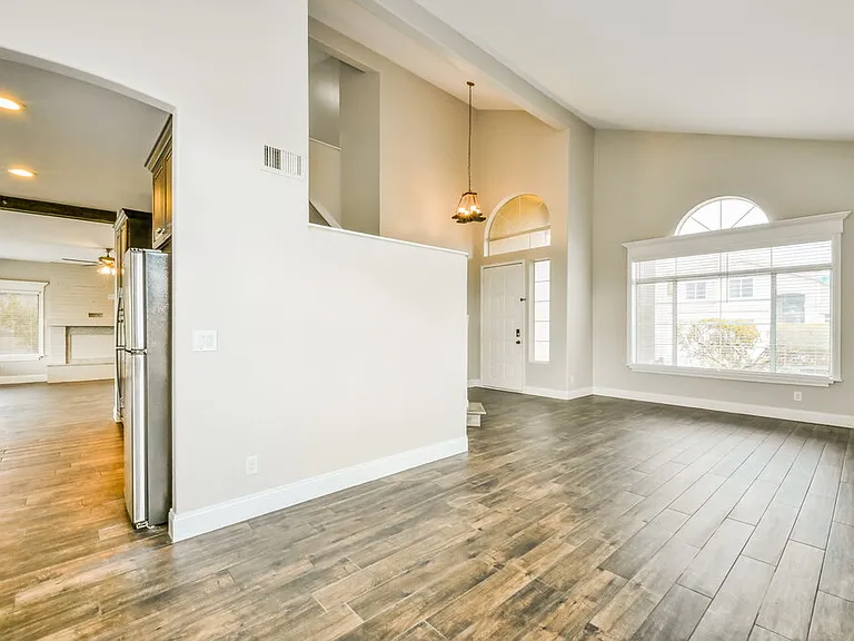 1297 E Tradewind Dr — Photo 6