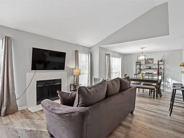 7200 T C Jester Blvd #3103 — Photo 1
