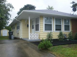 13 Allaire Dr, Toms River, NJ 08753