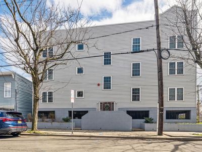 60 Chestnut Ave APT 1A, Jersey City, NJ, 07306