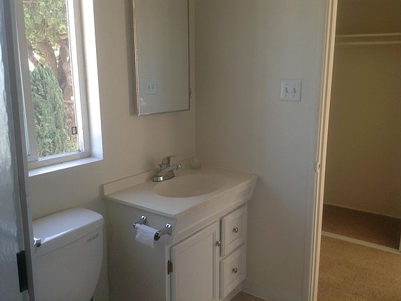 5th image of 16924 Crenshaw Blvd #7