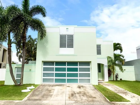 9004 Via Pelicanos, Toa Baja, PR 00949