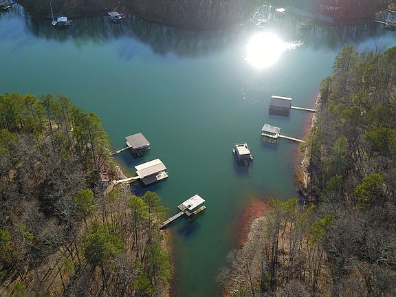 3rd image of 6561 Bluewaters Dr
