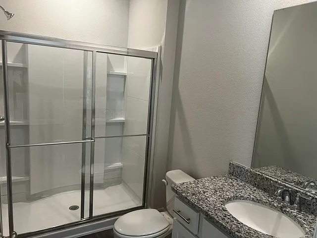 32400 Revere Dr — Photo 13