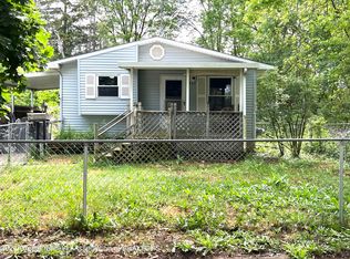 937 S Saginaw St, Owosso, MI 48867