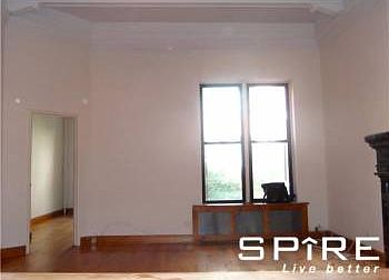 3rd image of 31 W 74th St APT 1b