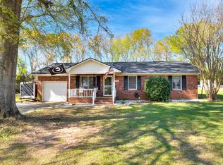 5760 Lost Creek Dr, Sumter, SC 29154