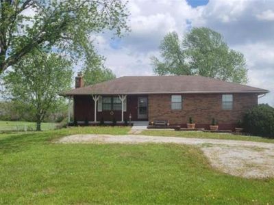 19615 S Cable Rd, Belton, MO, 64012