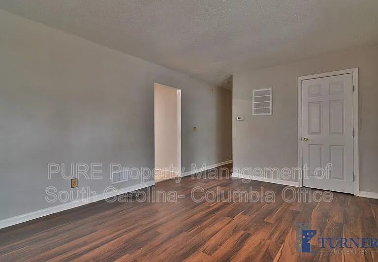532 Calvary Dr — Photo 17