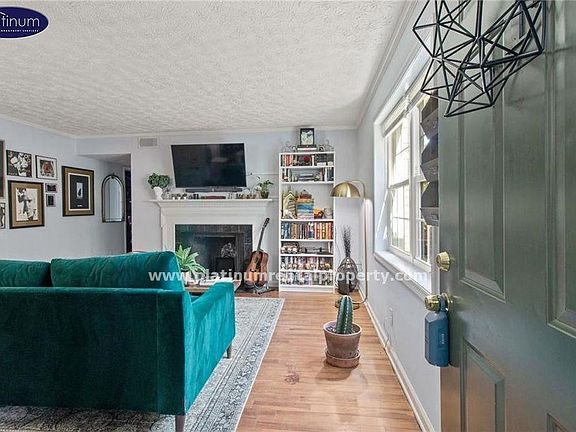 3rd image of 335 Winding River Dr Unit F
