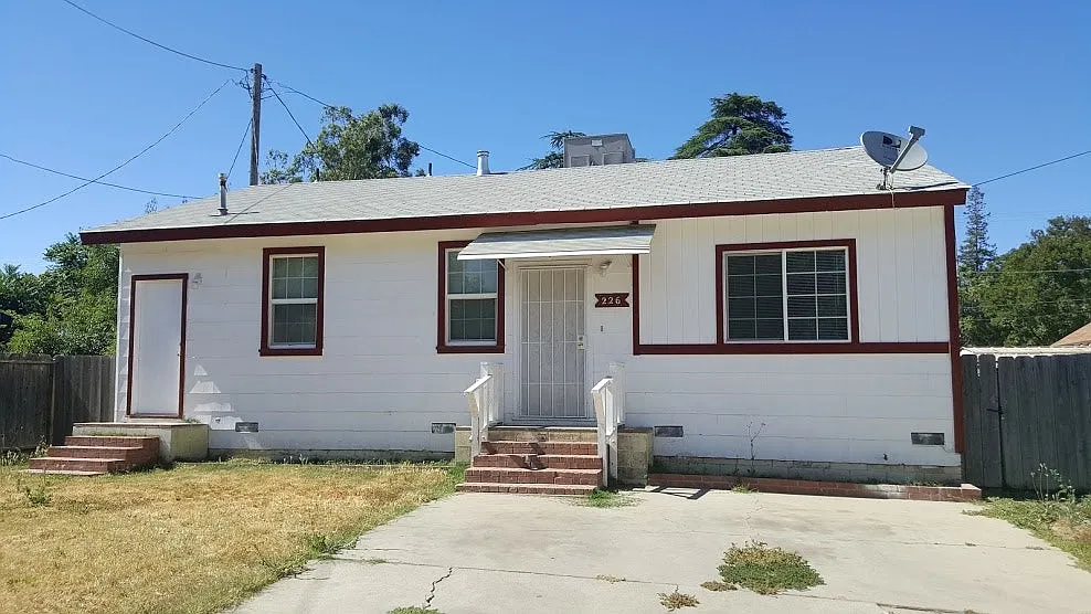 226 Kelley St photo 1