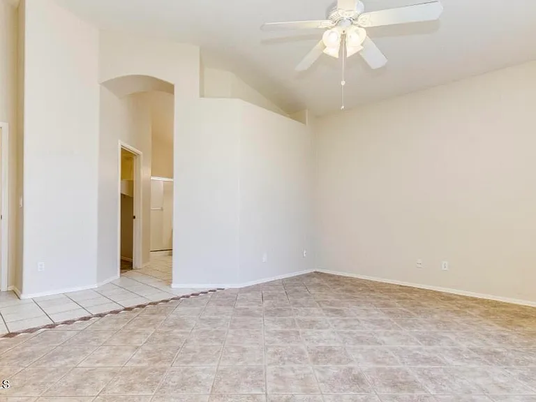 5458 W Milky Way — Photo 17