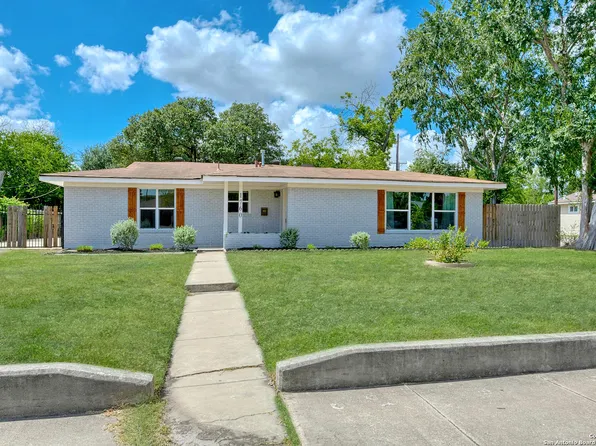 1760 W Kings Hwy, San Antonio, TX 78201