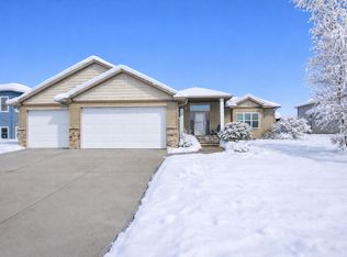 1218 35th Street Cir S, Moorhead, MN 56560