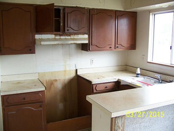 5th image of 8811 Sycamore Ave