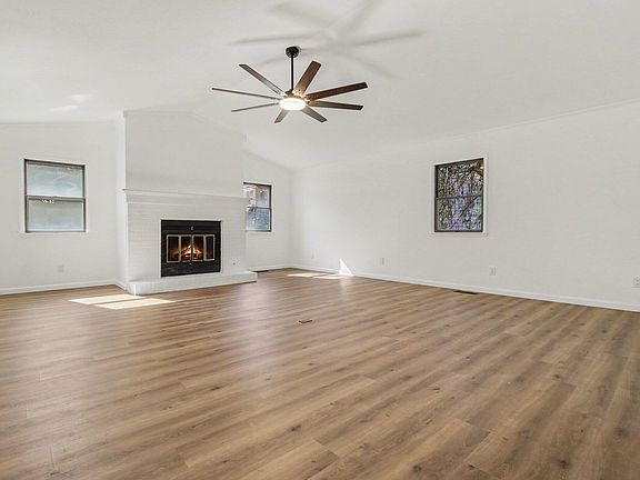 4th image of 73 Burdsall Ave