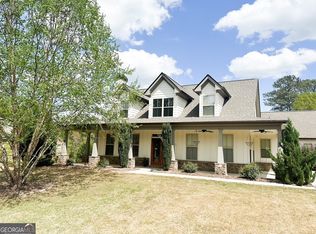 325 Brook Hollow Ln, Loganville, GA 30052