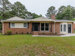 2816 Brookhaven Dr, Sanford, NC 27330