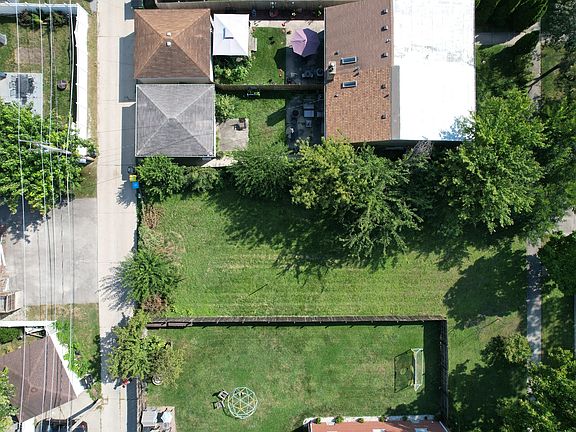 5th image of 235 Washington Ave