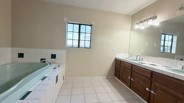 13513 Purche Ave — Photo 11