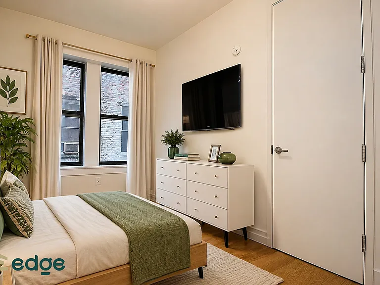 600 Park Pl #15 — Photo 4