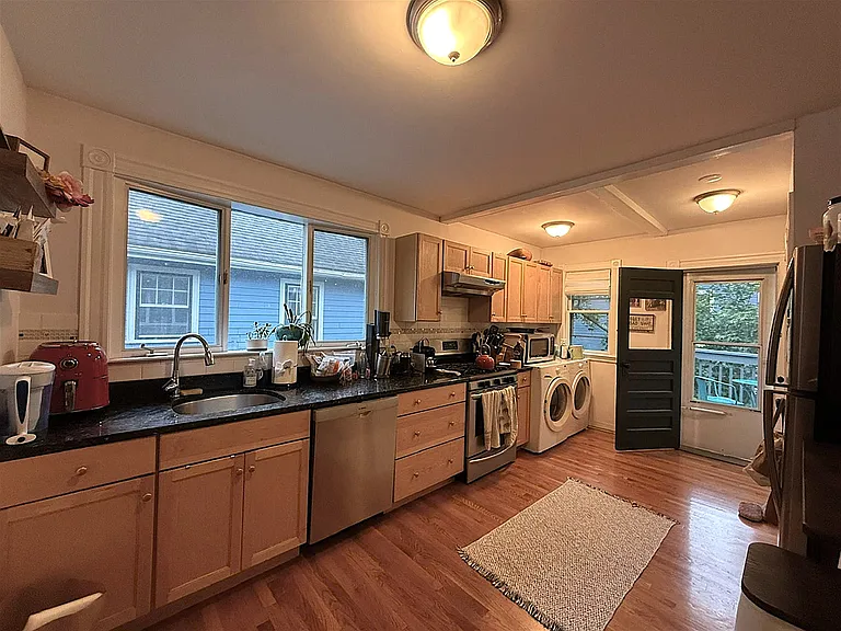 17 Milton St #1 — Photo 1