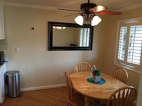 2nd image of 248 E Briardale Ave #4