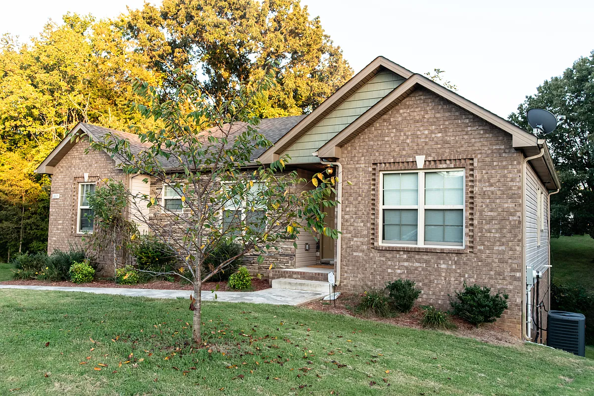 Building Photo - 2865 Kettle Ct