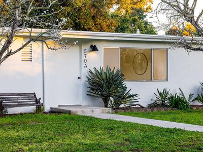 570 Apple Grove Ln, Santa Barbara, CA, 93105