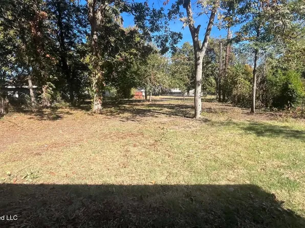 120 High St, Greenville, MS 38701