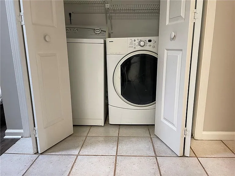 1068 Travelers Trl NW — Photo 37