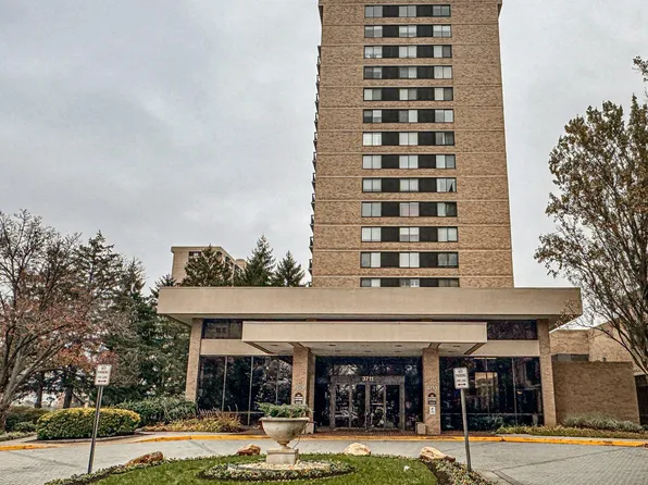 3709 S George Mason Dr APT 1209E, Falls Church, VA 22041