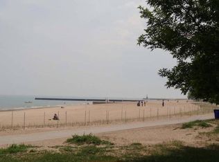 1360 W Estes Ave #5-3N, Chicago, IL 60626