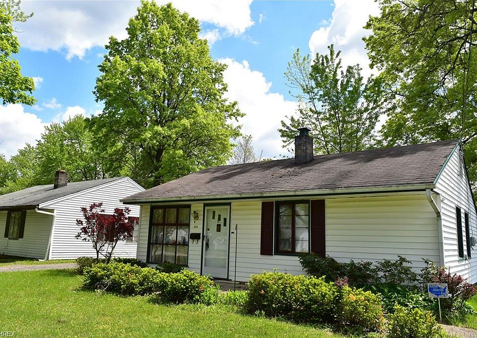 1st image of 395 Erskine Ave