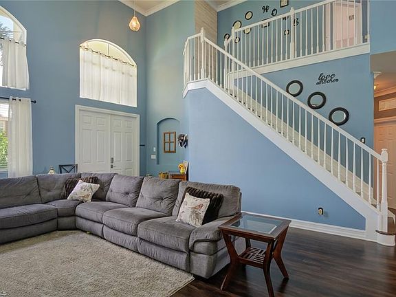 3rd image of 10409 Canal Brook Ln