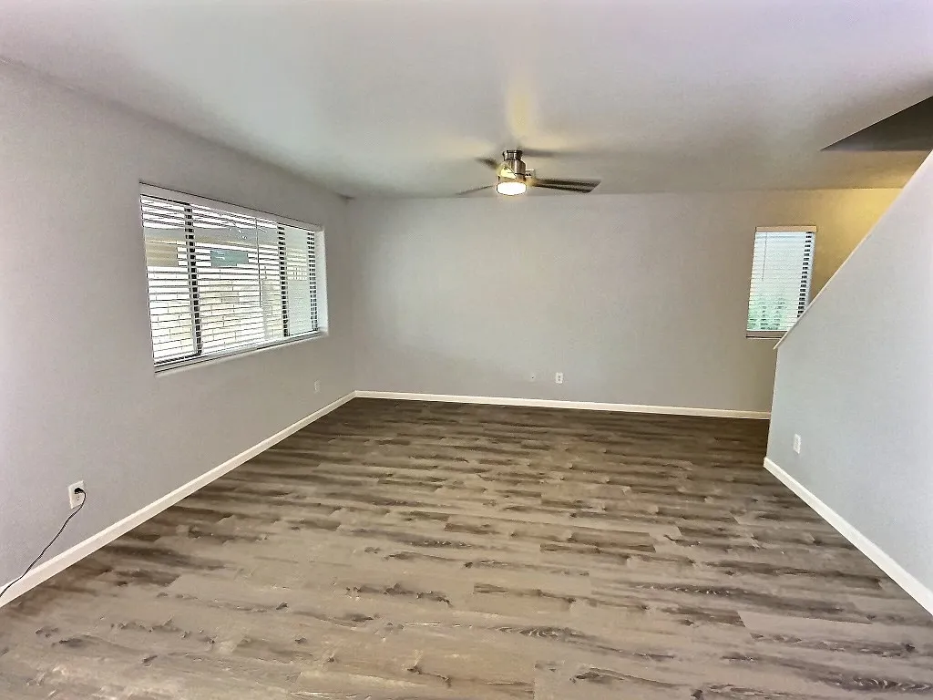 3 bed, 2.5 bath, 1547 sqft, $2,350 — Photo 3