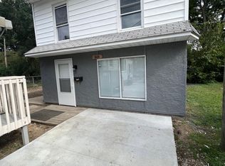 1110 N Division Ave #B, Urbana, IL 61801