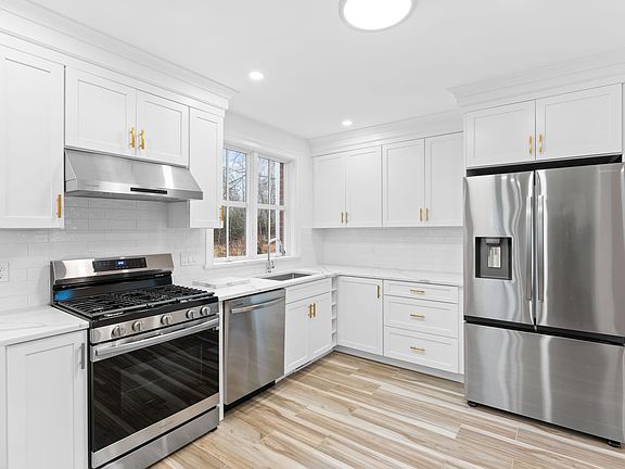 3rd image of 41A Union St #A