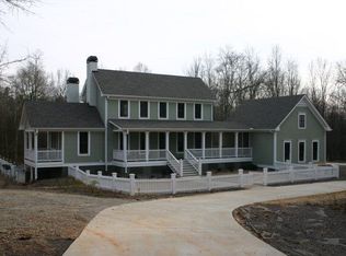 665 Crabapple Hollow Rd, Hull, GA 30646